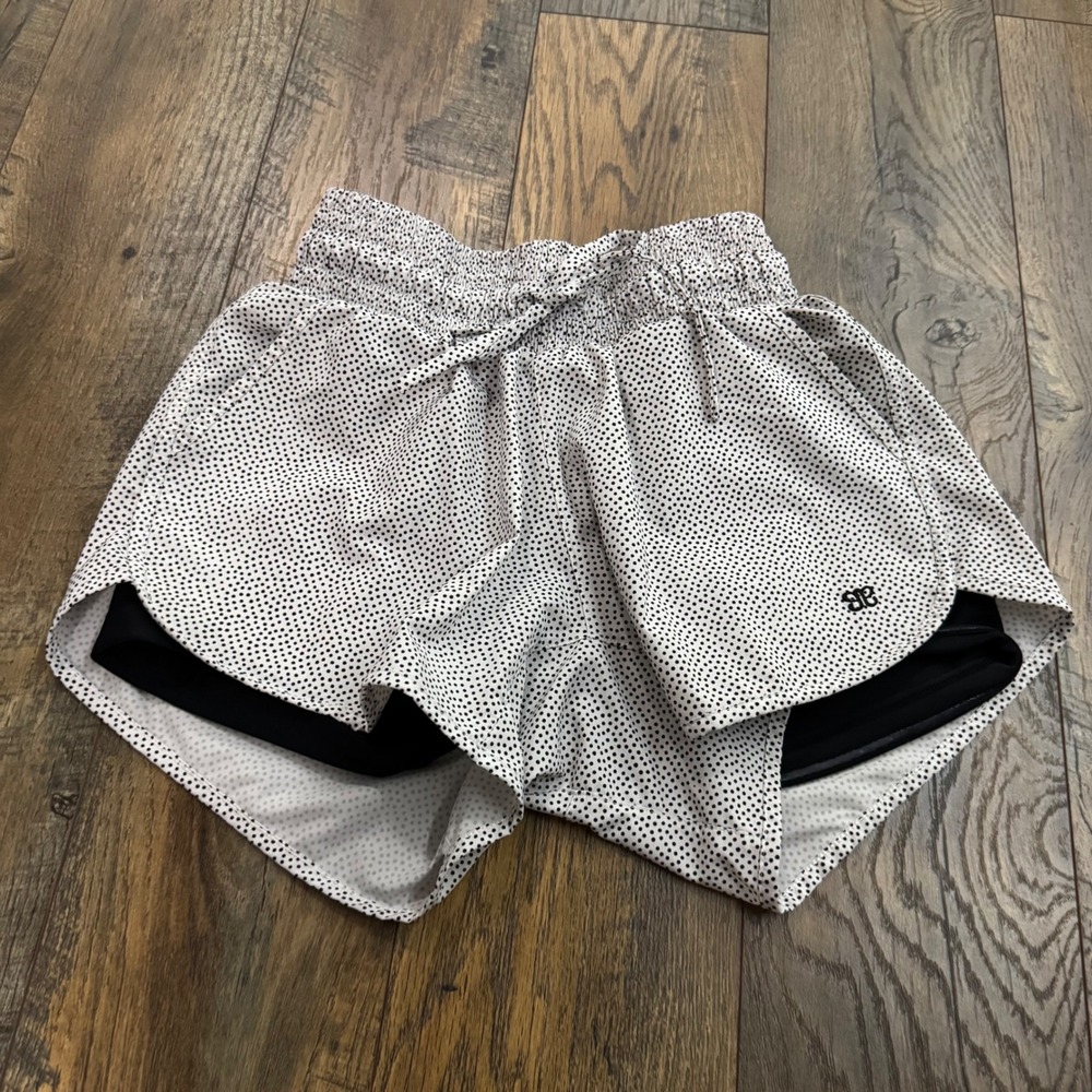Albion Fit Athletic Shorts White Black Polka Dot Smocked Waist Small Running Gym